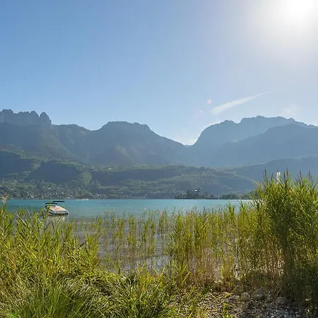 Loft Evasion, Private And Pontoon-terrasse Xxl- Lla Selections By Location Annecy Apartment